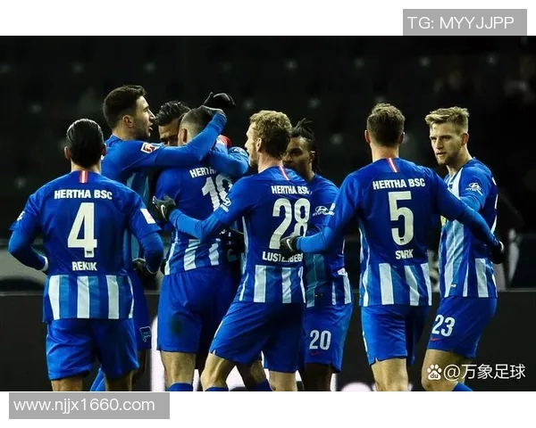 沙尔克04德甲困境：连续失利引发球迷担忧